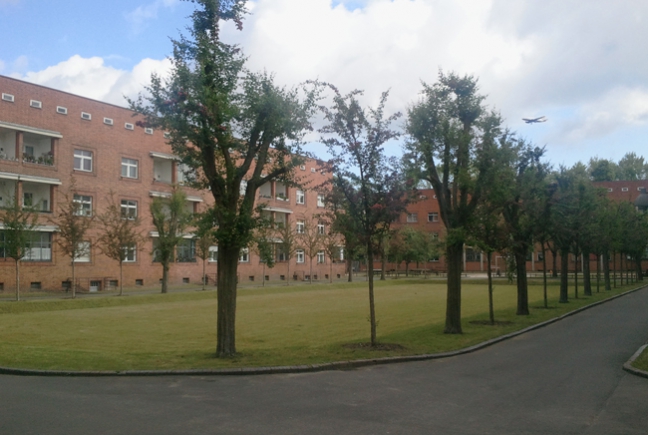 Wohnhof in der Siedlung Schillerpark